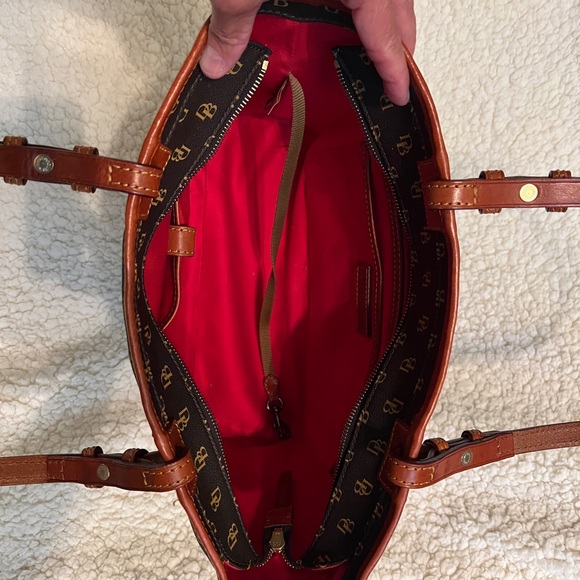 Dooney and Bourke tote - Picture 6 of 9